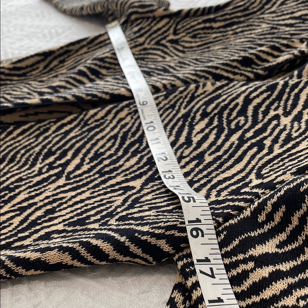 ST. JOHN 2 pc suit Zebra Print Skirt jacket - Picture 17 of 17